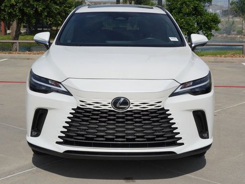 Used 2025 Lexus RX 350 Premium w/ Accessory Package (Z1) FWD image 2