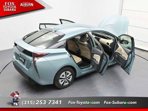 Used 2018 Toyota Prius Two image 32