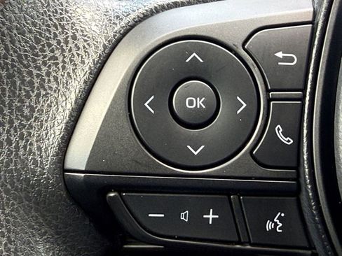 Used 2026 Toyota Corolla LE FWD image 21