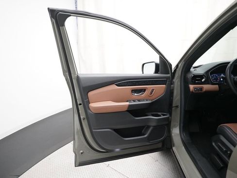 Certified 2026 Honda Passport TrailSport Elite image 29