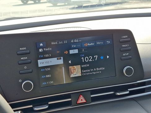 Used 2025 Hyundai Elantra Sport FWD image 17
