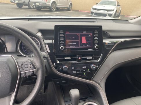 Used 2023 Toyota Camry LE FWD image 10