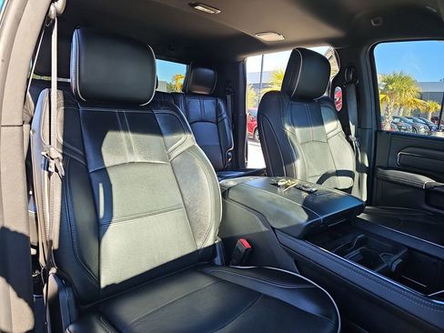 Used 2022 RAM 2500 Limited image 12