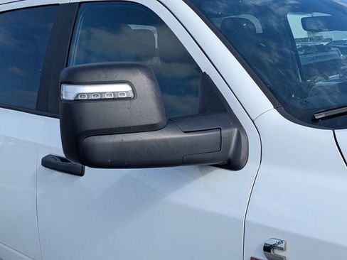 Used 2024 RAM 3500 Big Horn AWD/4WD image 8