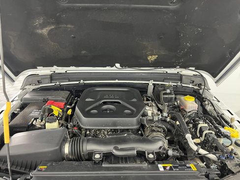 Used 2023 Jeep Wrangler Sport AWD/4WD image 18