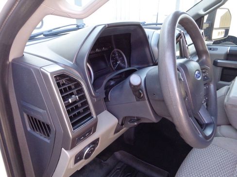 Used 2022 Ford F250 XLT AWD/4WD image 14