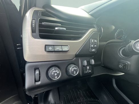 Used 2019 GMC Yukon XL Denali w/ Denali Ultimate Package image 15