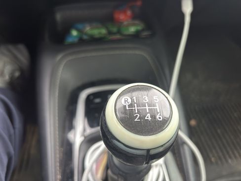 Used 2019 Toyota Corolla SE FWD image 6