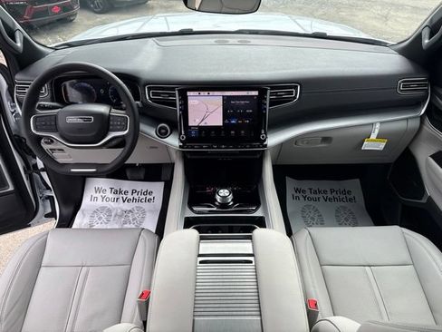 New 2026 Jeep Grand Wagoneer 2WD image 37