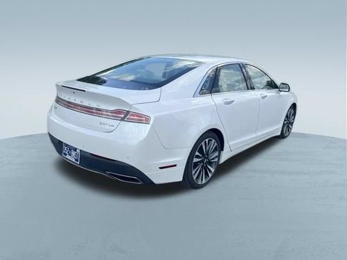 Used 2018 Lincoln MKZ Select w/ Select Plus Package AWD/4WD image 6