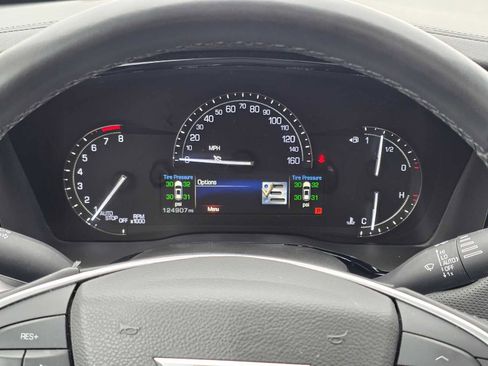 Used 2017 Cadillac XT5 Luxury w/ Driver Awareness Package image 32