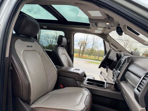 Used 2019 Ford F450 Limited AWD/4WD image 18