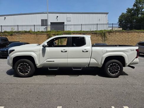 Used 2026 Toyota Tacoma TRD Sport AWD/4WD image 4