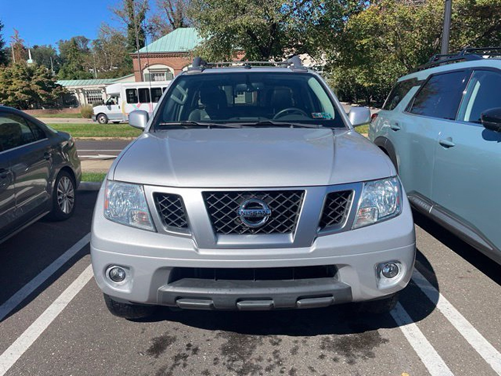 Certified 2021 Nissan Frontier PRO-4X w/ Pro-4x Utility Package AWD/4WD image 3