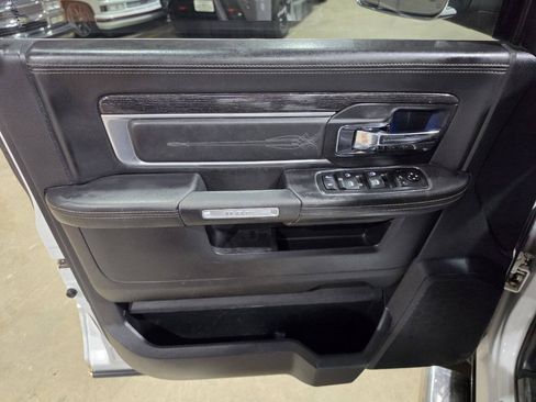 Used 2016 RAM 3500 Laramie Longhorn AWD/4WD image 29