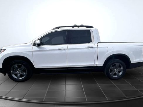 Used 2023 Honda Ridgeline RTL-E image 3