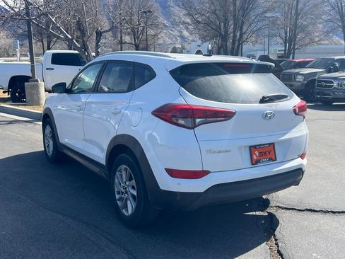 Used 2016 Hyundai Tucson SE w/ Option Group 02 FWD image 11