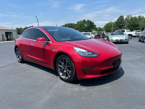 Used 2018 Tesla Model 3 Long Range AWD/4WD image 3