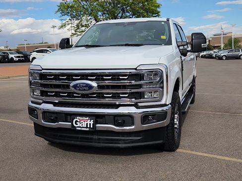 Used 2025 Ford F250 Lariat AWD/4WD image 4