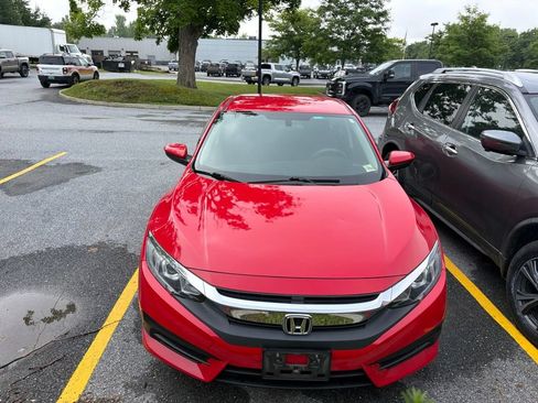 Used 2018 Honda Civic LX image 2
