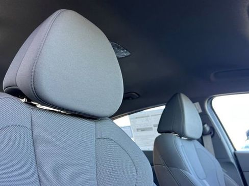 New 2026 Hyundai Elantra SE FWD image 16