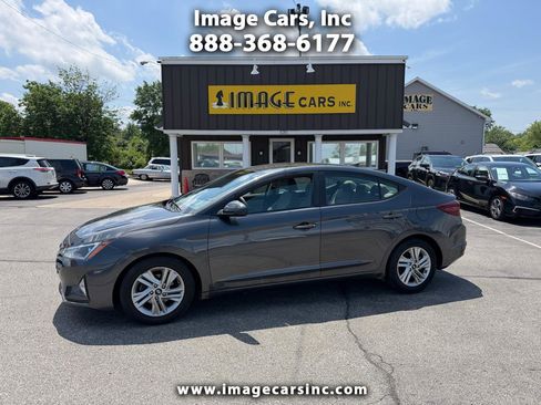 Used 2020 Hyundai Elantra SEL FWD image 1
