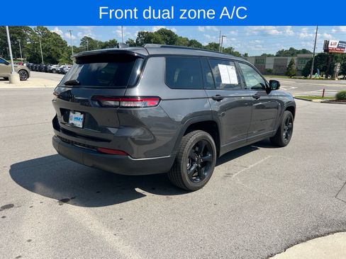 Used 2021 Jeep Grand Cherokee L Laredo RWD image 7