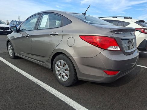 Used 2017 Hyundai Accent SE image 4