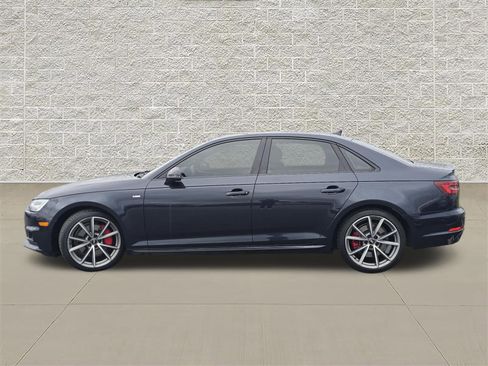 Used 2018 Audi A4 2.0T Prestige w/ Prestige Package AWD/4WD image 4