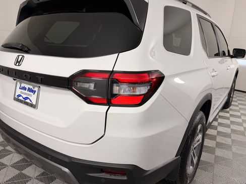 New 2026 Honda Pilot EX-L image 31