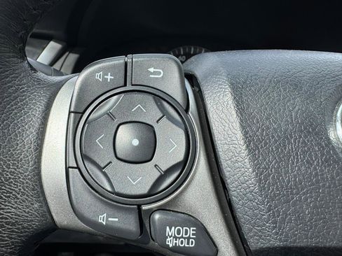 Used 2012 Toyota Camry SE w/ Convenience Pkg FWD image 13
