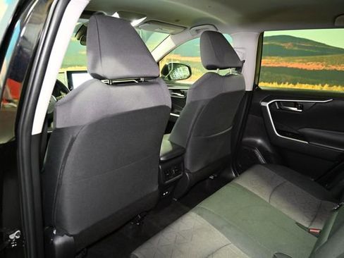 Used 2024 Toyota RAV4 XLE image 46