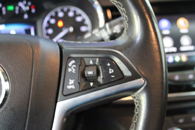 Used 2021 Buick Encore Preferred AWD/4WD image 17