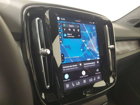 Certified 2024 Volvo C40 P8 Recharge Plus w/ Protection Package Premier RWD image 27