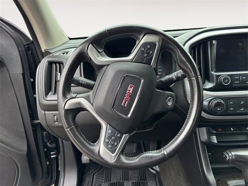 Used 2016 GMC Canyon SLE image 12