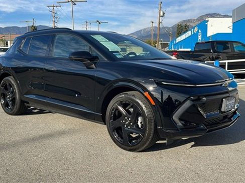 New 2026 Chevrolet Equinox EV RS image 32