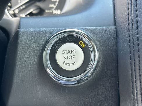 Used 2024 Nissan Armada SL w/ Midnight Edition Package image 11