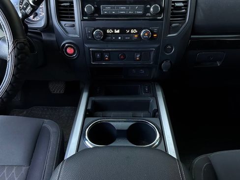 Used 2023 Nissan Titan SV w/ SV Convenience Package RWD image 17
