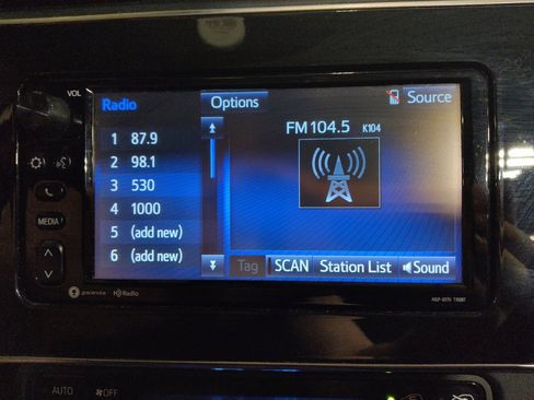 Used 2017 Toyota Corolla iM image 25