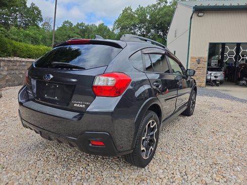 Used 2016 Subaru Crosstrek 2.0i Premium AWD/4WD image 7