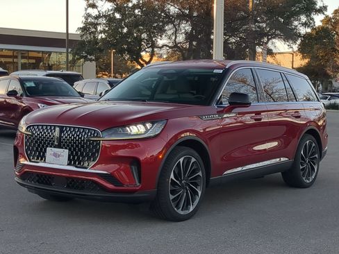 New 2026 Lincoln Aviator 2WD image 7