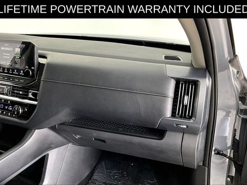 Used 2024 Nissan Pathfinder SL w/ SL Premium Package FWD image 20