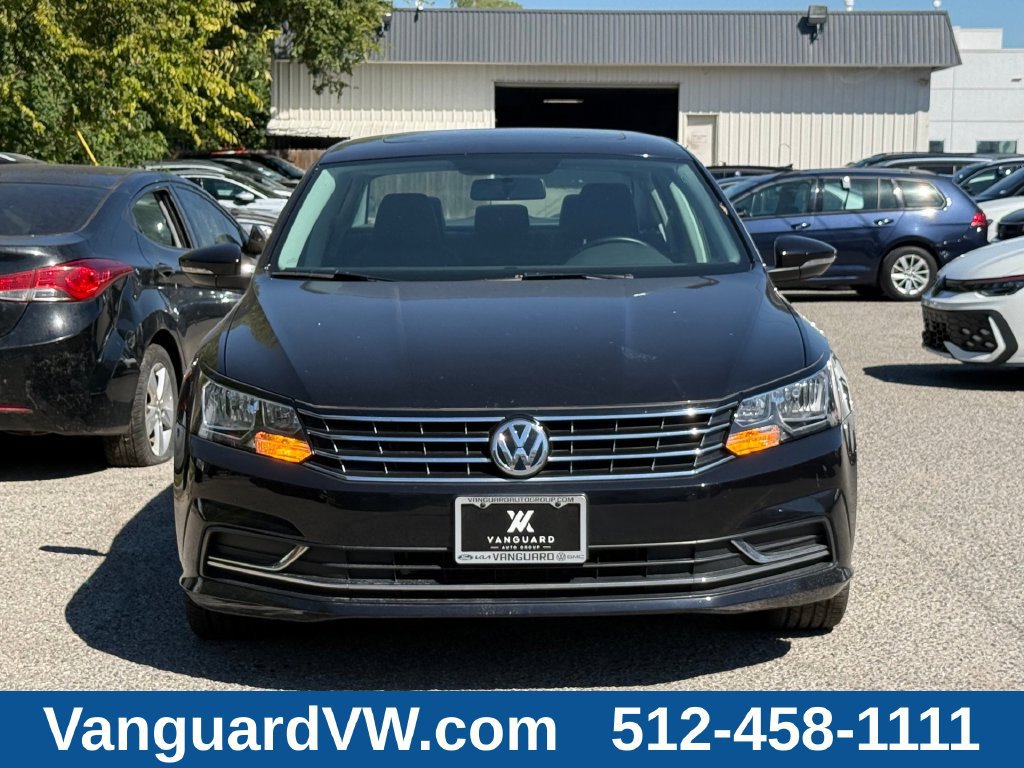 Used 2019 Volkswagen Passat 2.0T Wolfsburg FWD image 3