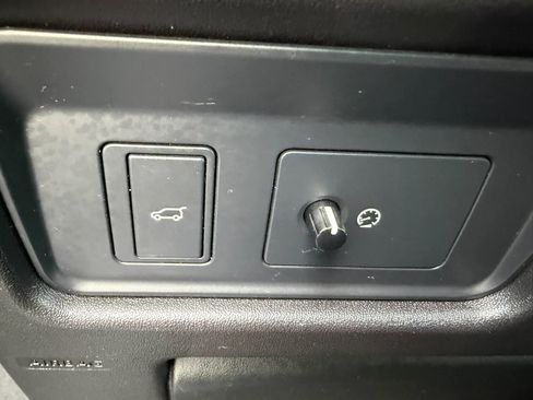 Used 2016 Land Rover Discovery Sport HSE Luxury image 53