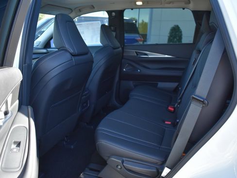 New 2025 INFINITI QX60 Luxe w/ Lighting Package (N94) image 11