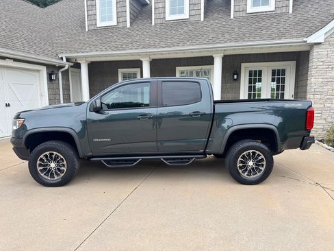 Used 2017 Chevrolet Colorado ZR2 w/ LPO, Premium Interior Package AWD/4WD image 3