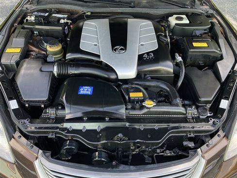 Used 2006 Lexus SC 430 Convertible RWD image 37