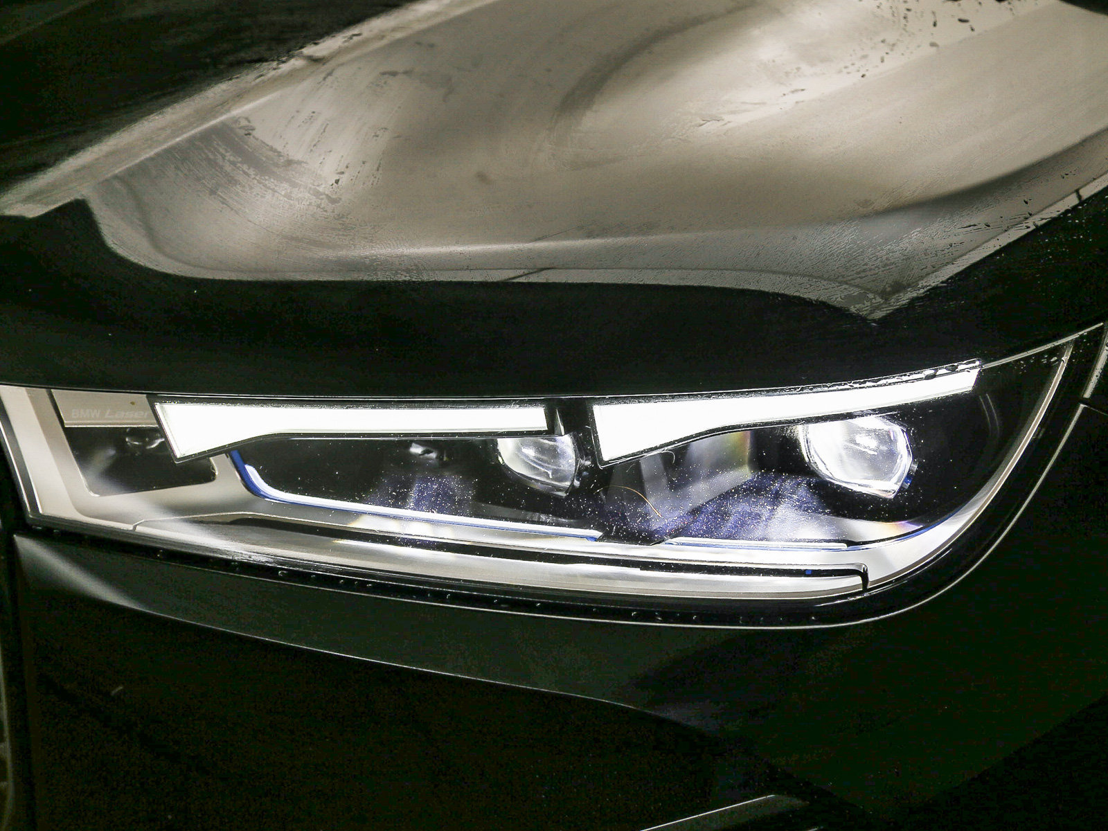 Certified 2023 BMW iX xDrive50 w/ Premium Package AWD/4WD image 8