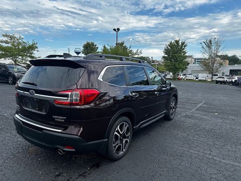 Certified 2023 Subaru Ascent Touring AWD/4WD image 3