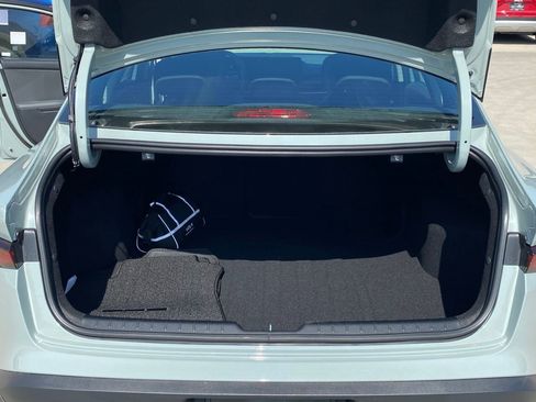 New 2026 Kia K4 FWD image 21